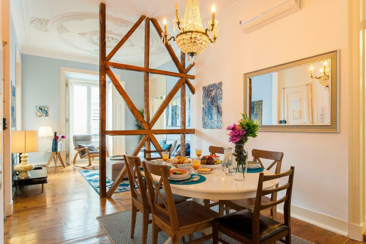 Bairro Alto 3 Bedroom Patio Flat! Lisboa Eksteriør billede