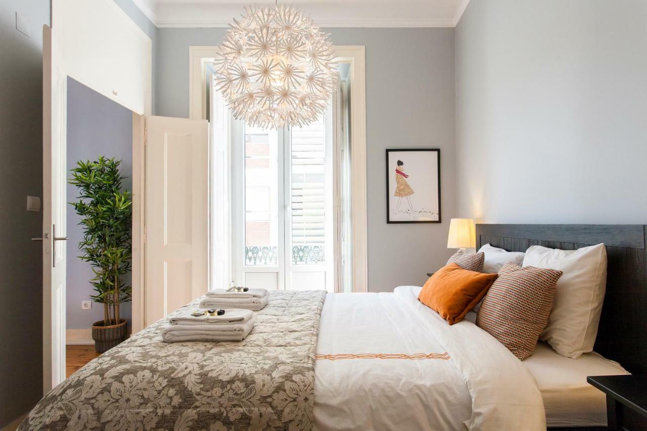 Bairro Alto 3 Bedroom Patio Flat! Lisboa Eksteriør billede