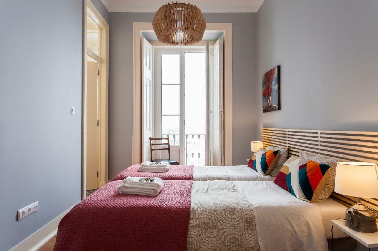 Bairro Alto 3 Bedroom Patio Flat! Lisboa Eksteriør billede